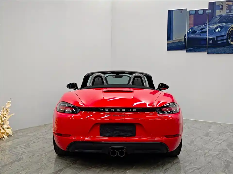 Porsche 718
