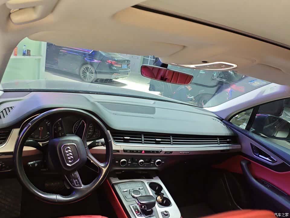Audi Q7, 2017 3