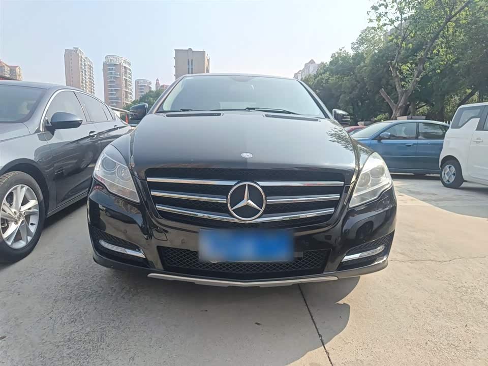 Mercedes-Benz R-class