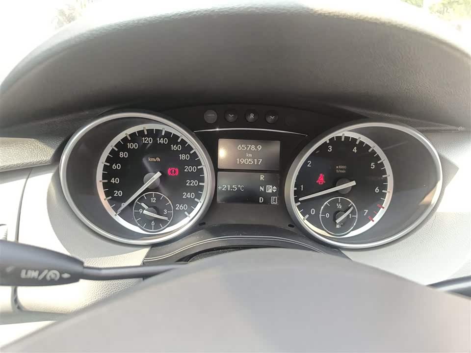 Mercedes-Benz R-class