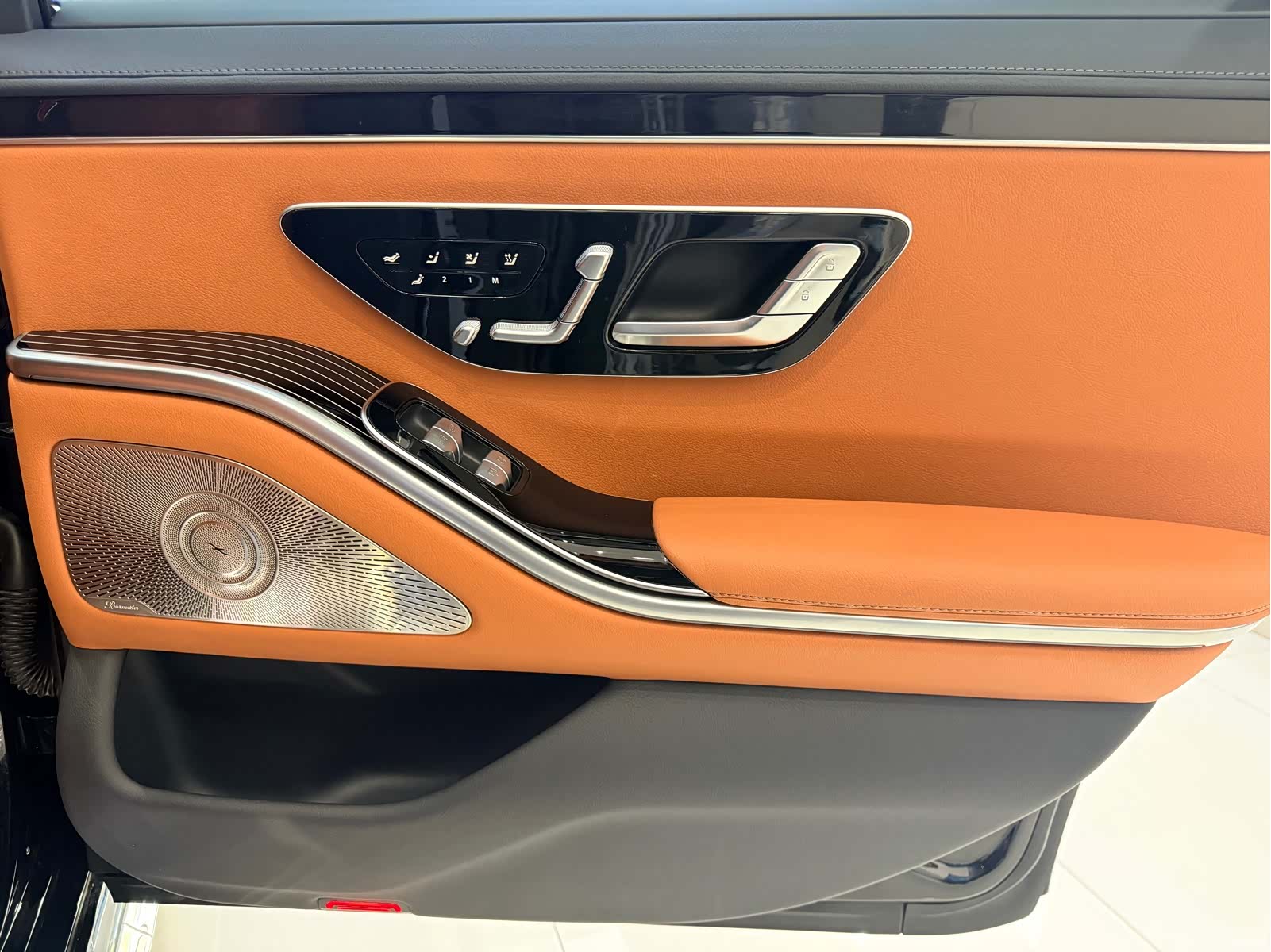 Mercedes-Benz S-Class, 2024 22