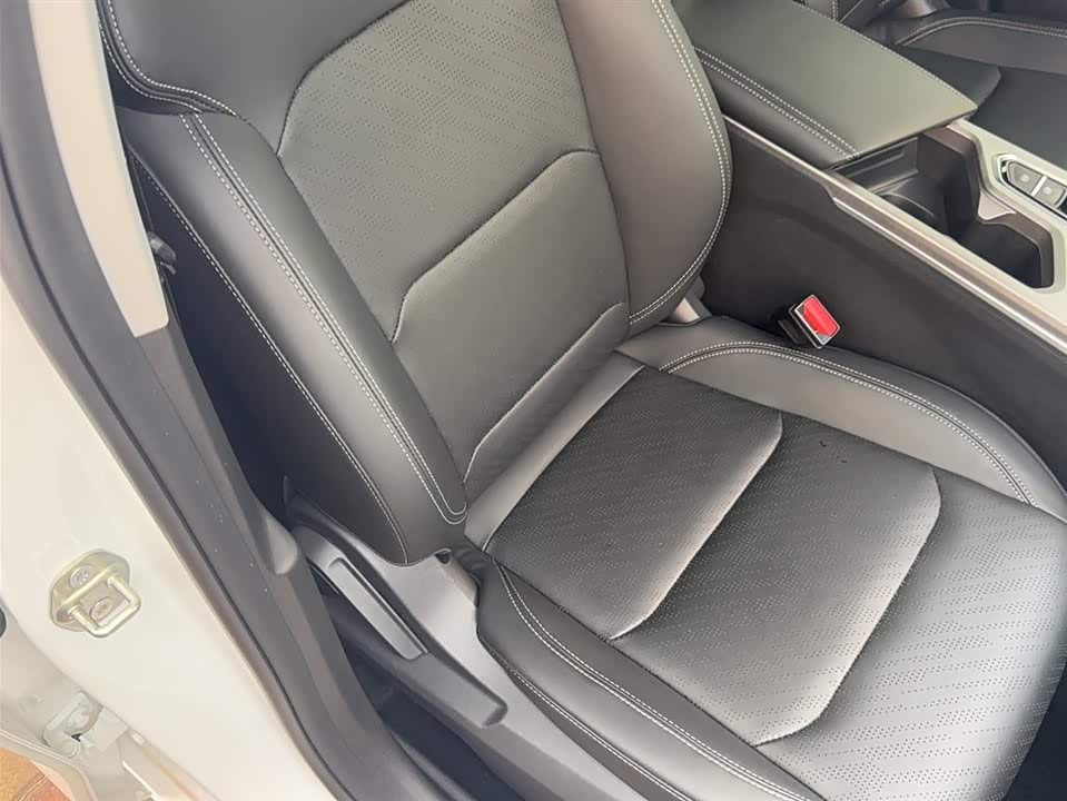 Geely Emgrand Geely Emgrand