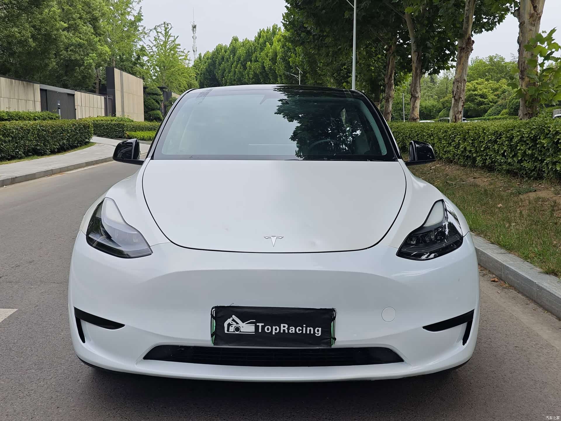 Tesla Model Y, 2022 2