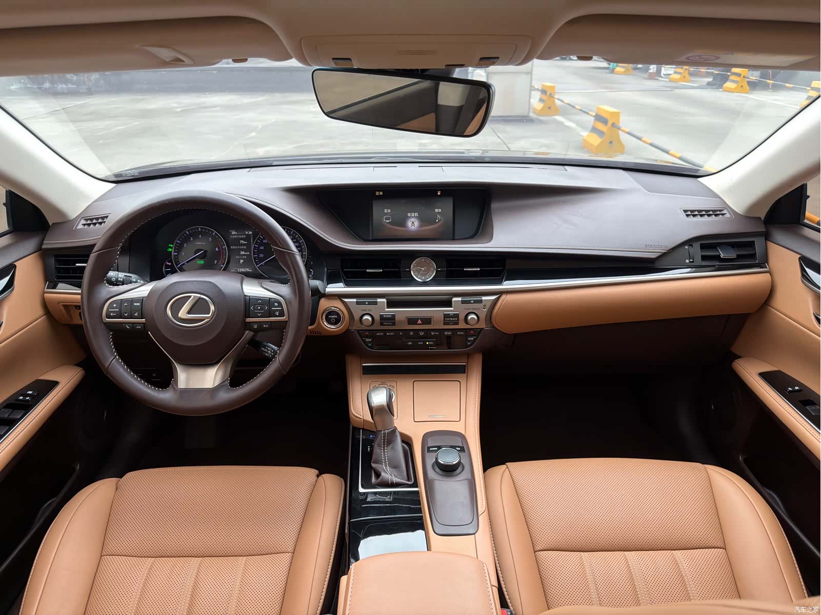 Lexus ES, 2016 8