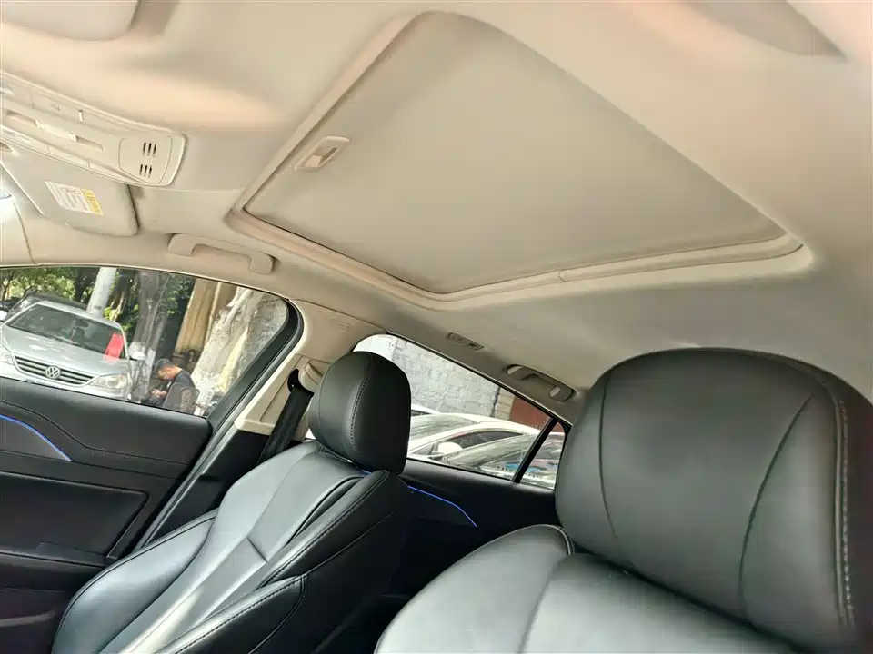 Hongqi H5 Hongqi H5