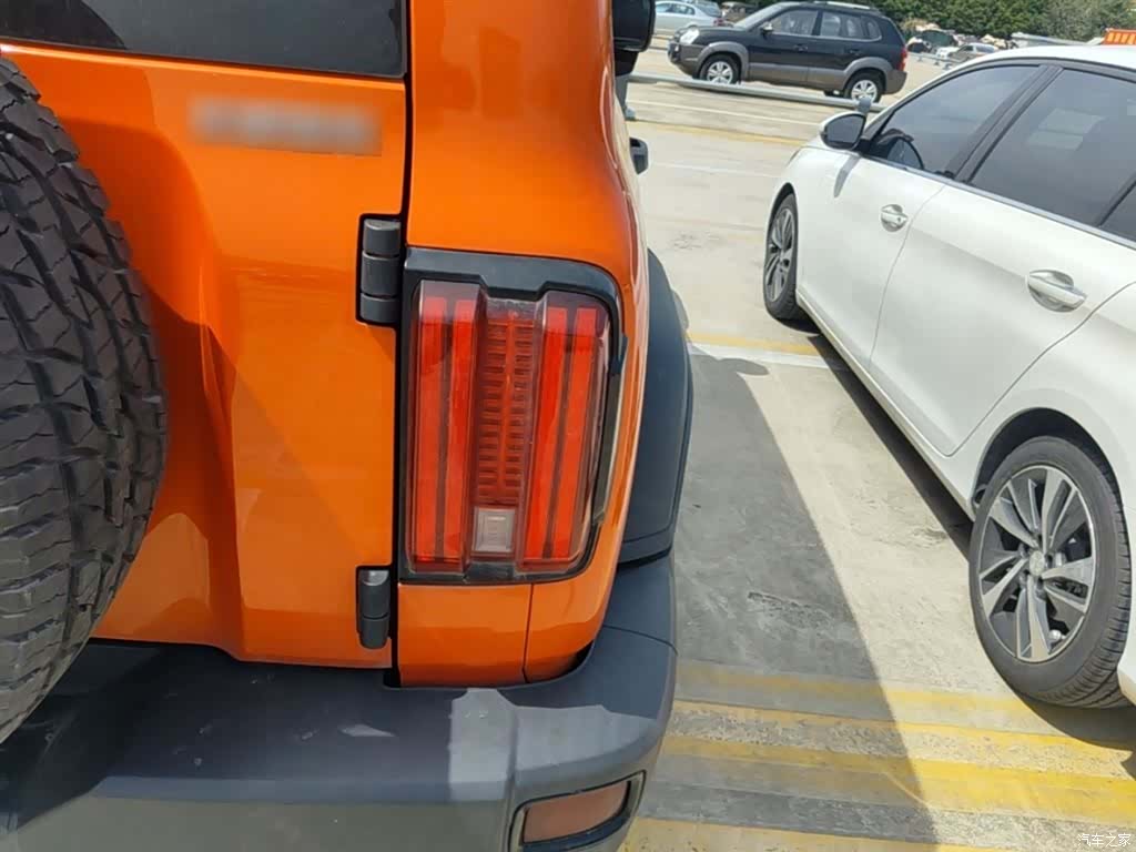 Tank 300, 2022 8