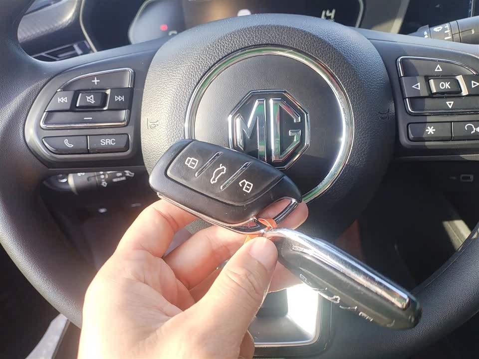 MG MG5