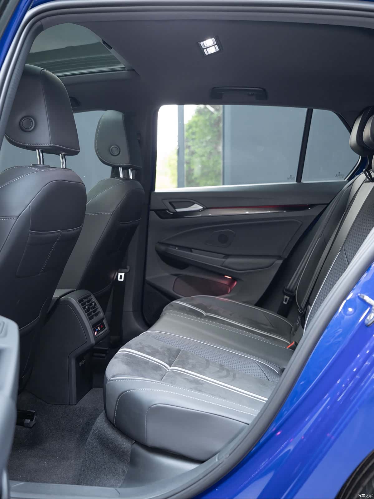 Volkswagen Golf, 2022 14
