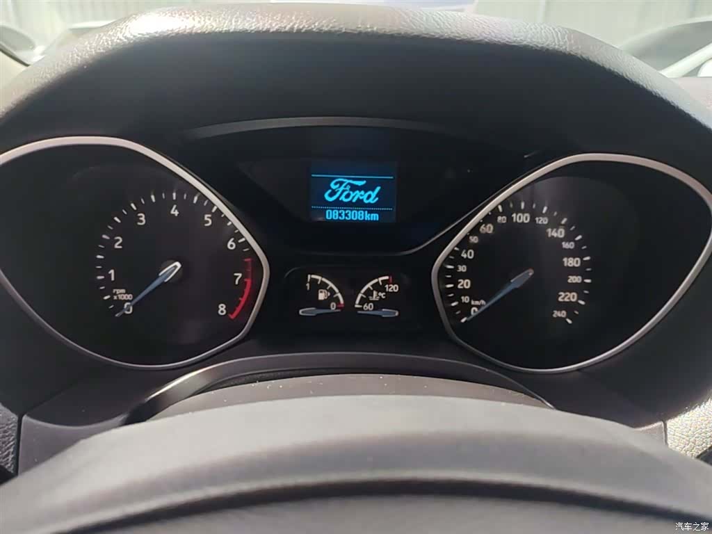Ford Focus, 2017 12