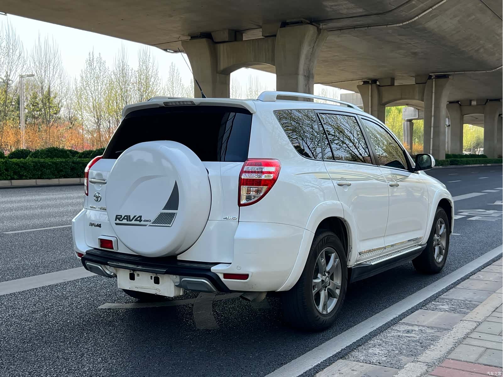 Toyota RAV4, 2012 6