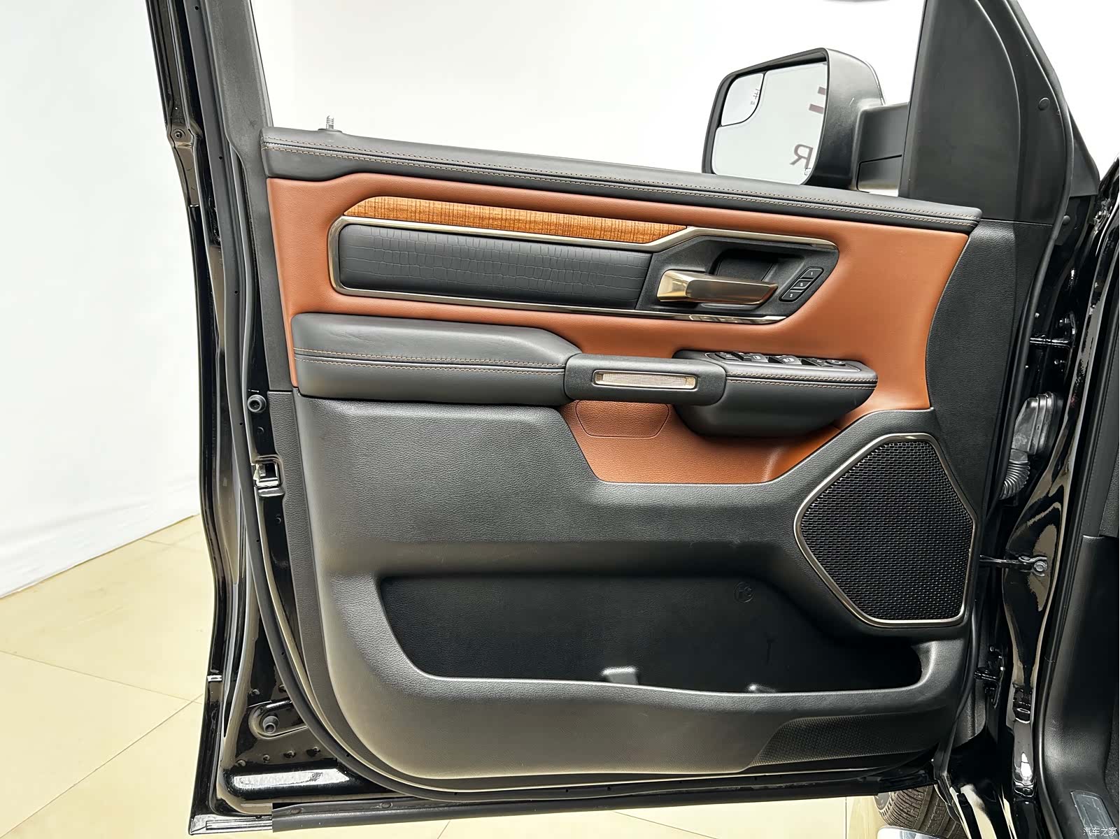 RAM Trucks, 2023 4