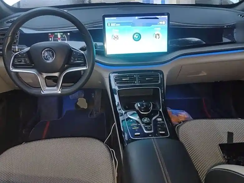 BYD Qin Yuan BYD Qin Yuan