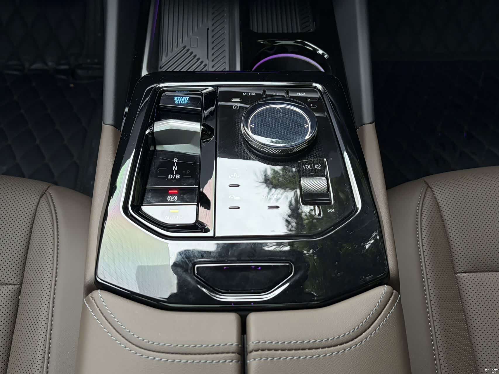 BMW i5, 2024 16