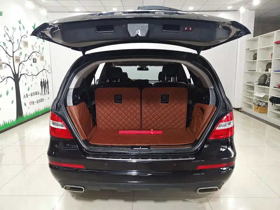 Mercedes-Benz R-class