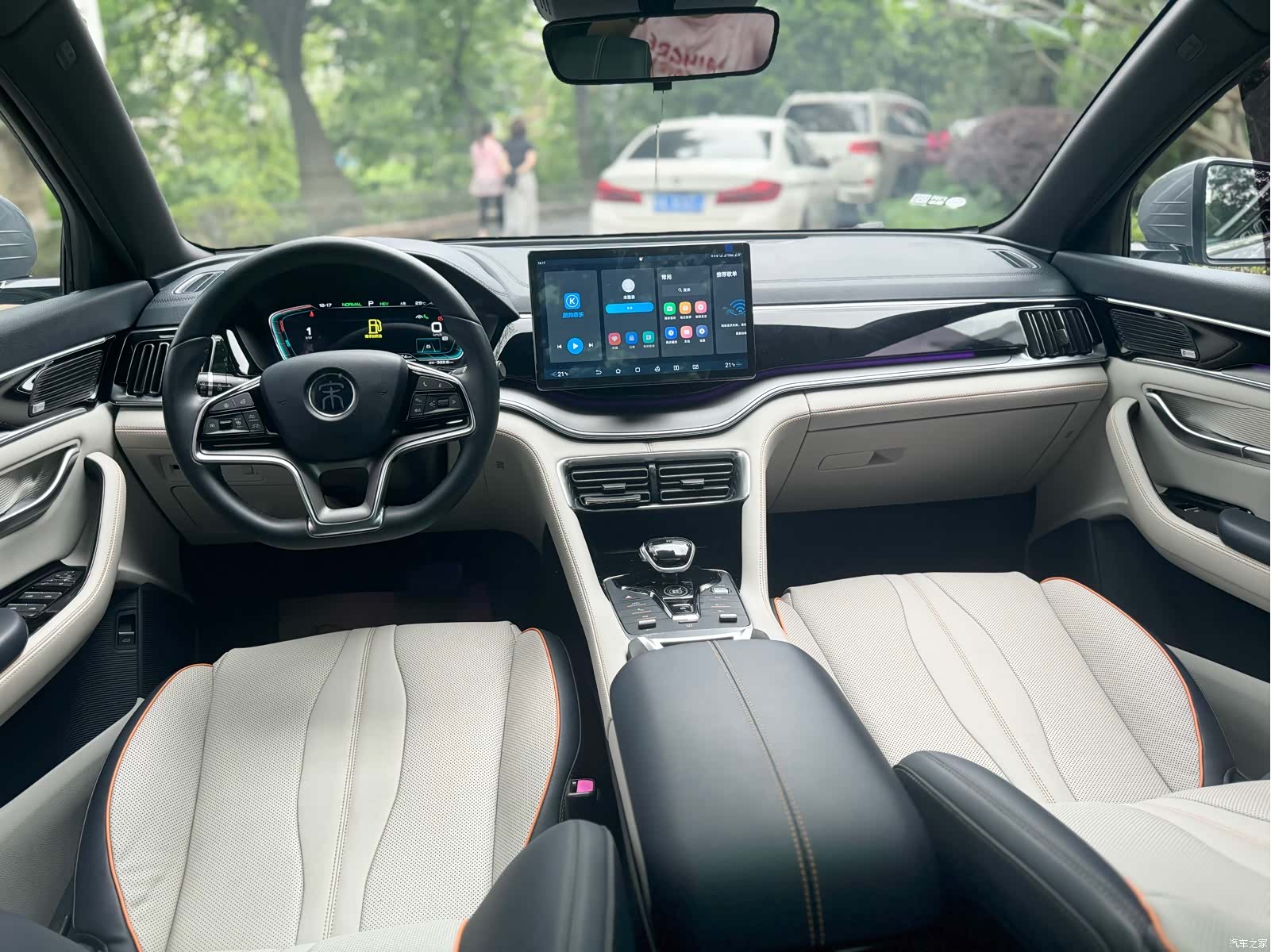 BYD Song, 2022 10