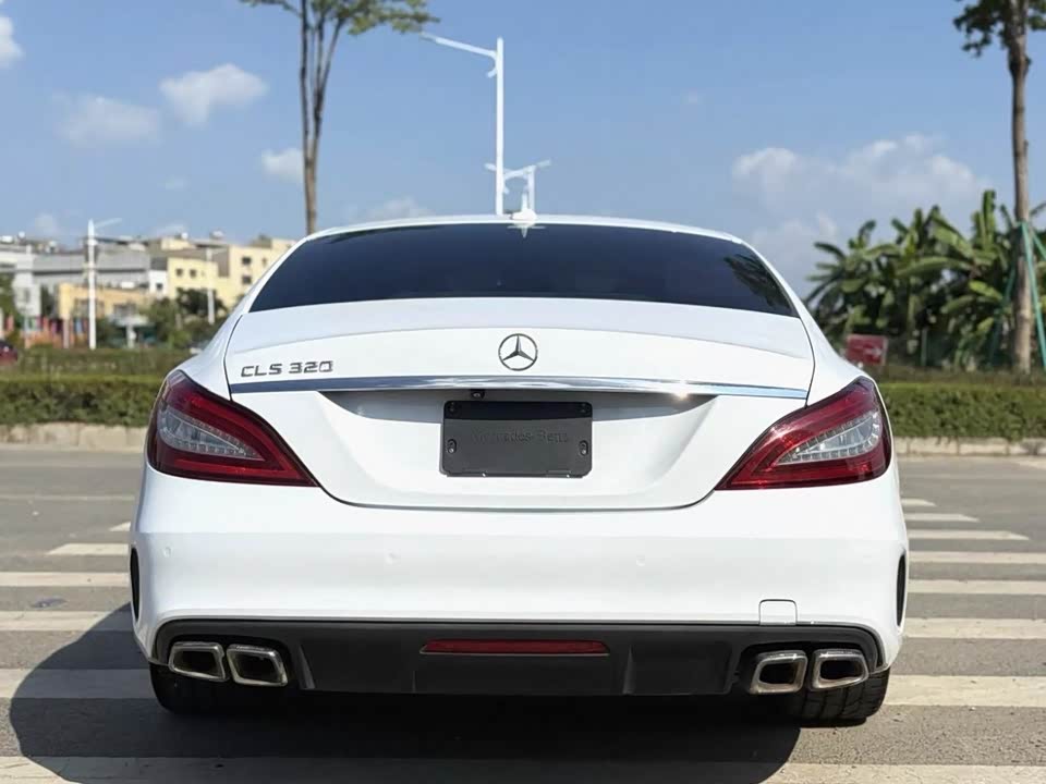 Mercedes-Benz CLS