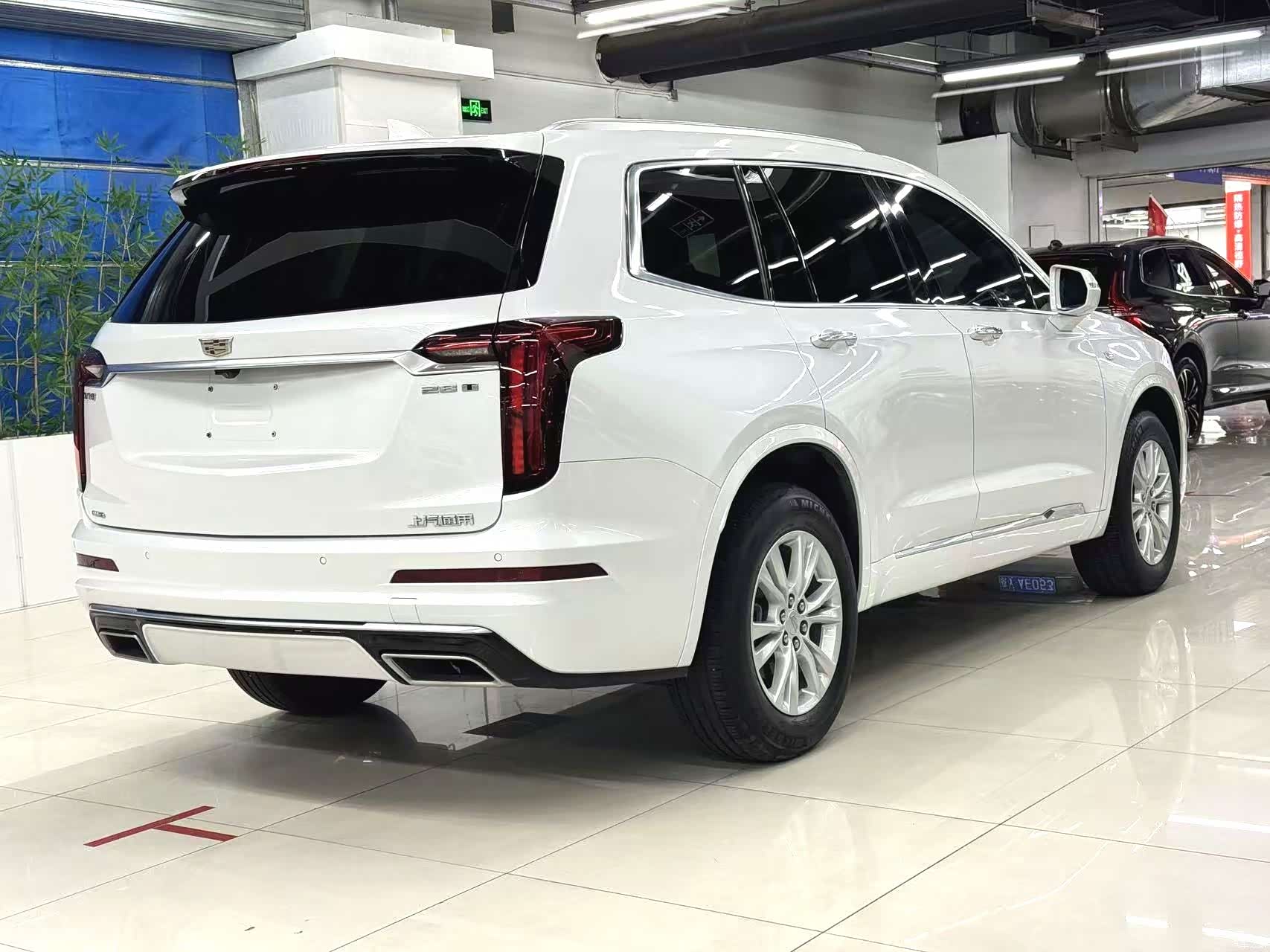 Cadillac XT6, 2021 4