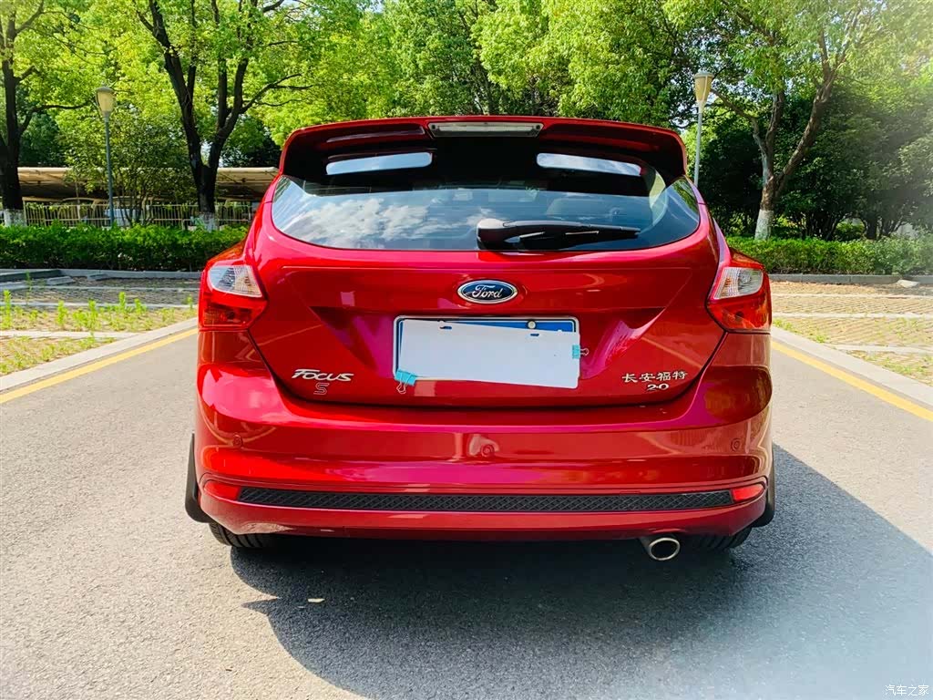 Ford Focus, 2013 8