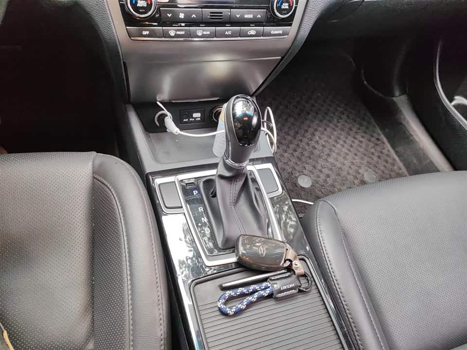 Hyundai Name picture