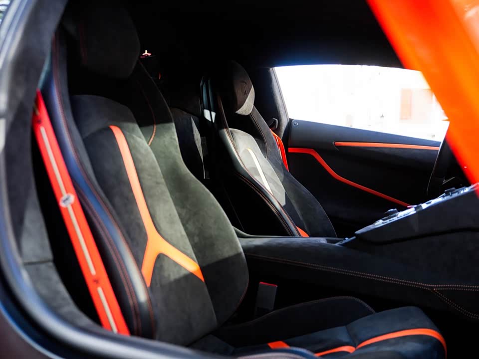 Lamborghini Aventador