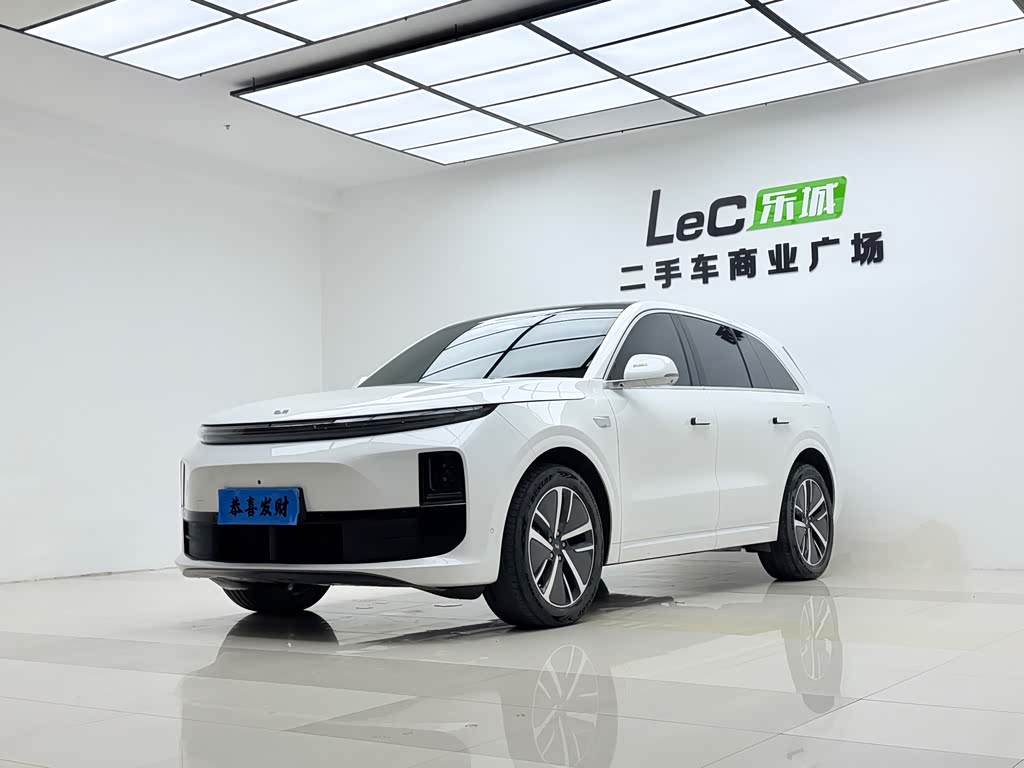 Li Auto L6