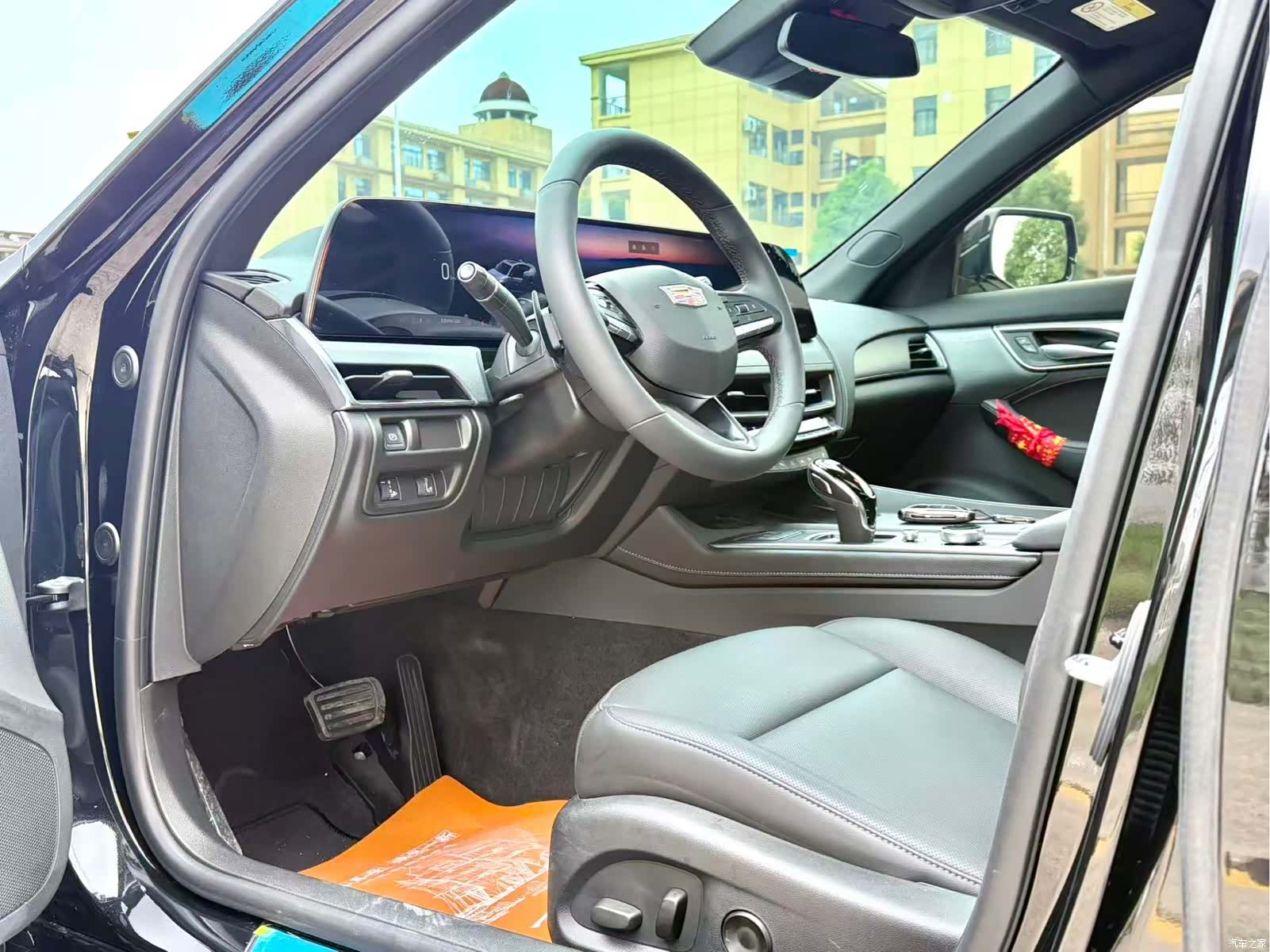 Cadillac CT5, 2025 4