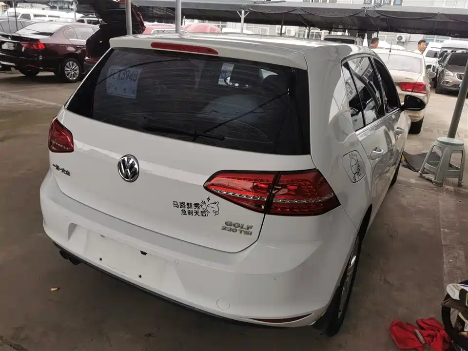 Volkswagen golf