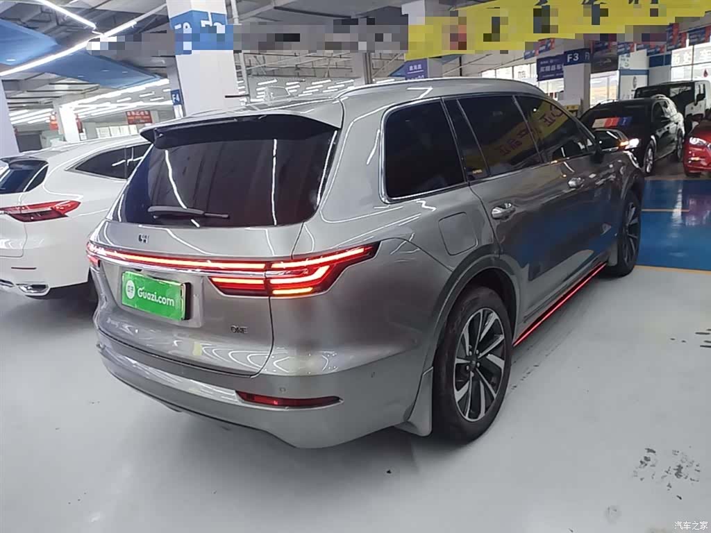 Li Auto ONE, 2023 7