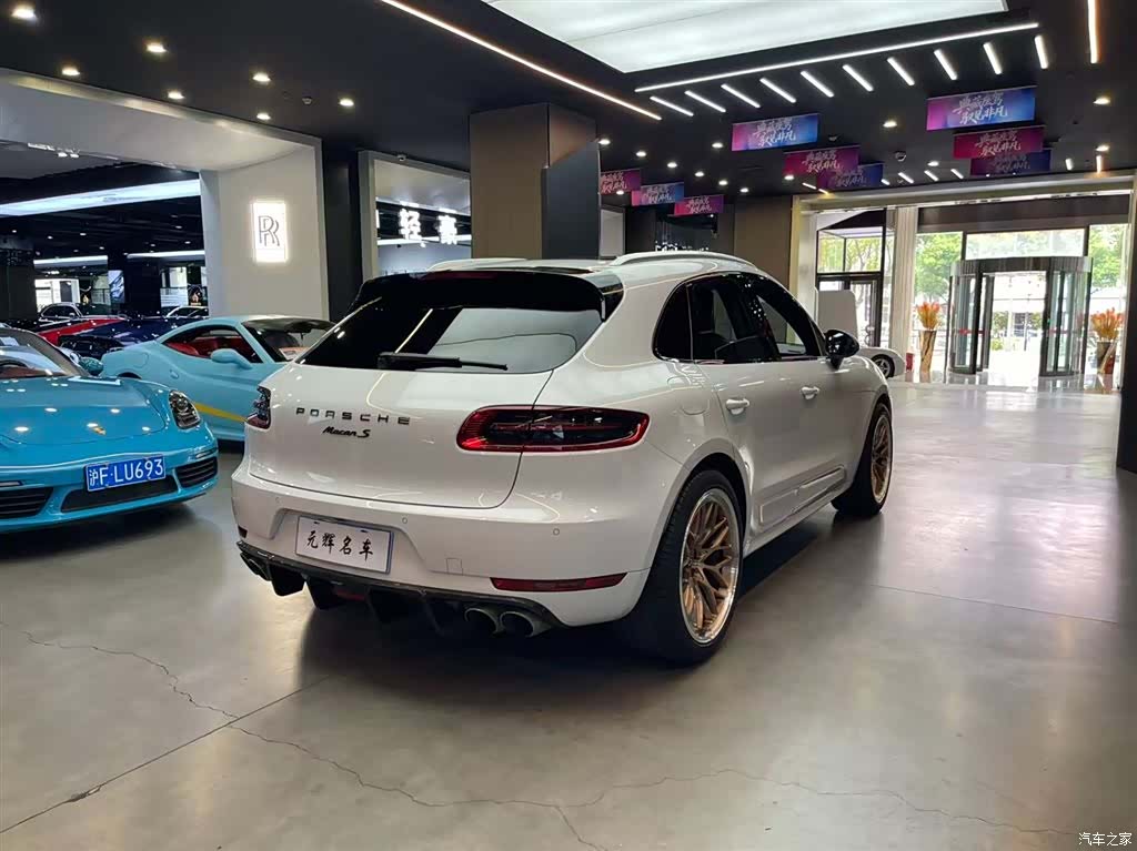Porsche Macan, 2018 19