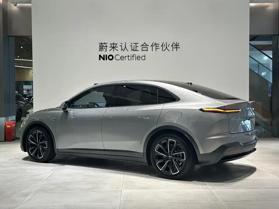NIO L60