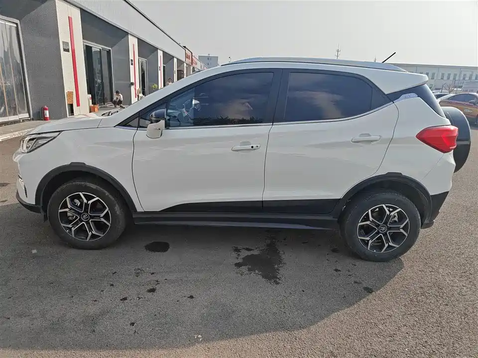 BYD Yuan Pro BYD Yuan Pro