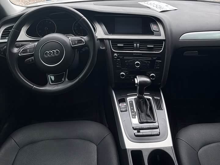 Audi A4L 2015 35 TFSI АКПП biao zhun xing