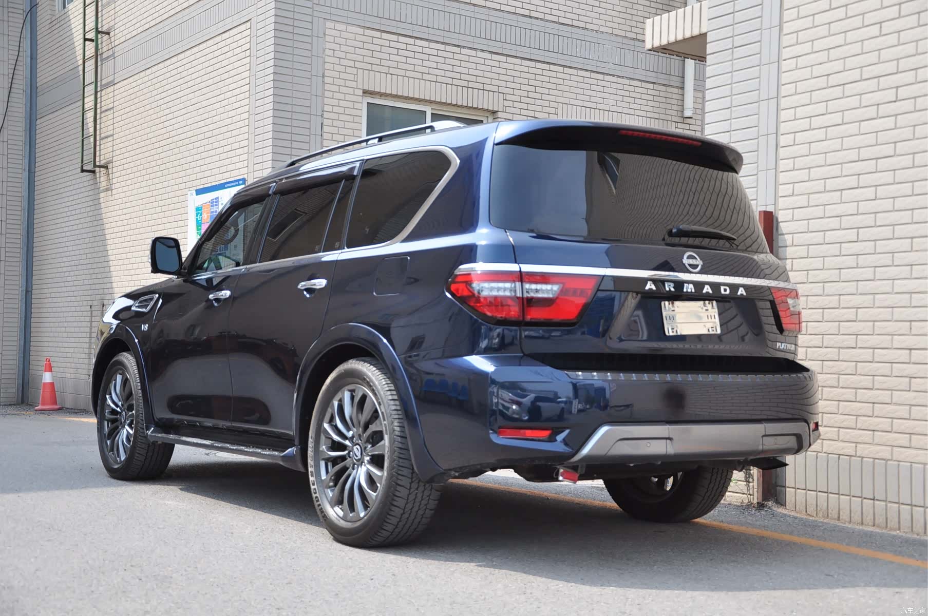 Nissan Patrol, 2022 все фото