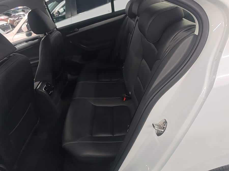 Volkswagen Sagitar 2018, фото 16