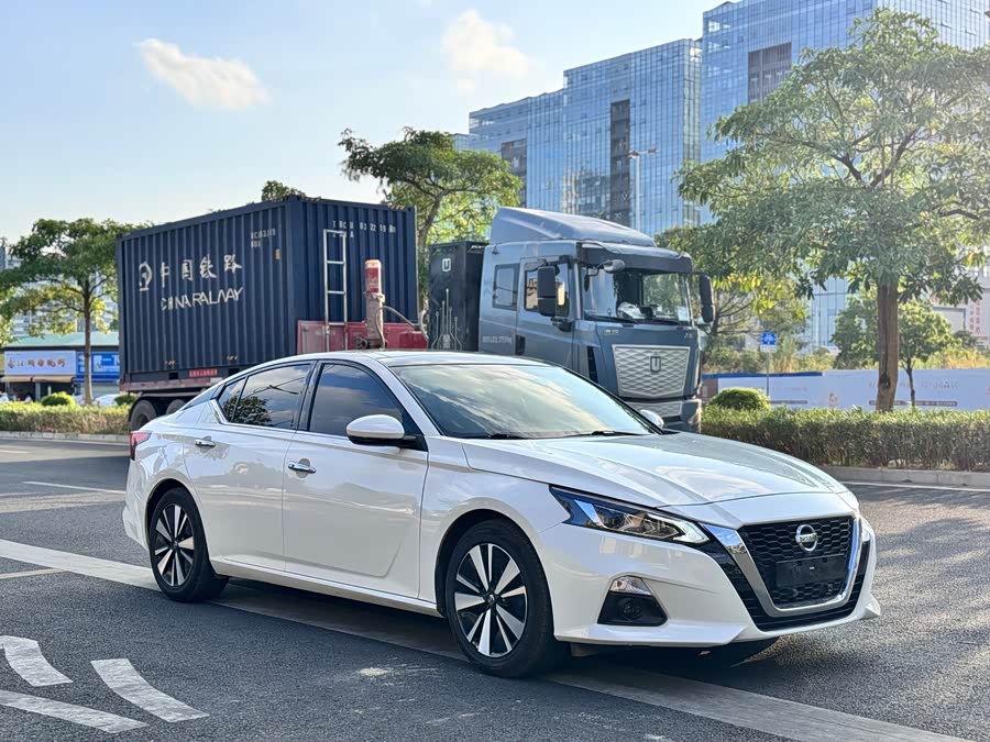 Nissan Altima 2021, фото 3