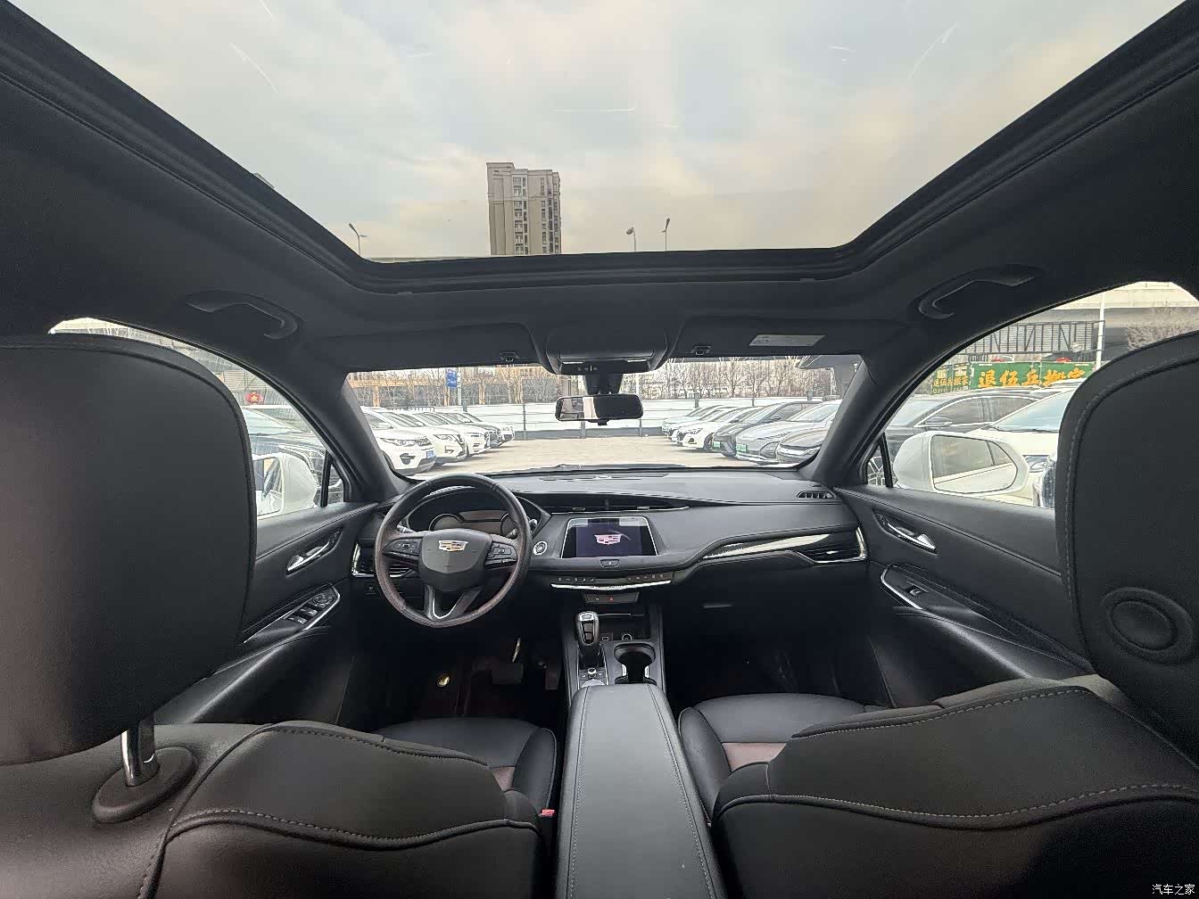 Cadillac XT4, 2019 9
