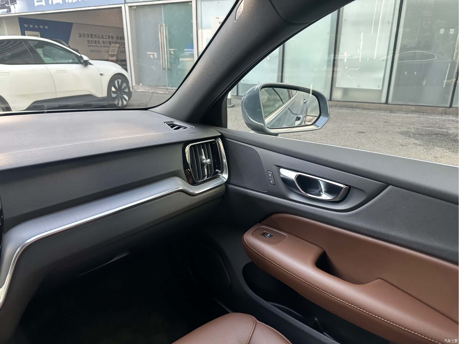 Volvo S60, 2024 11