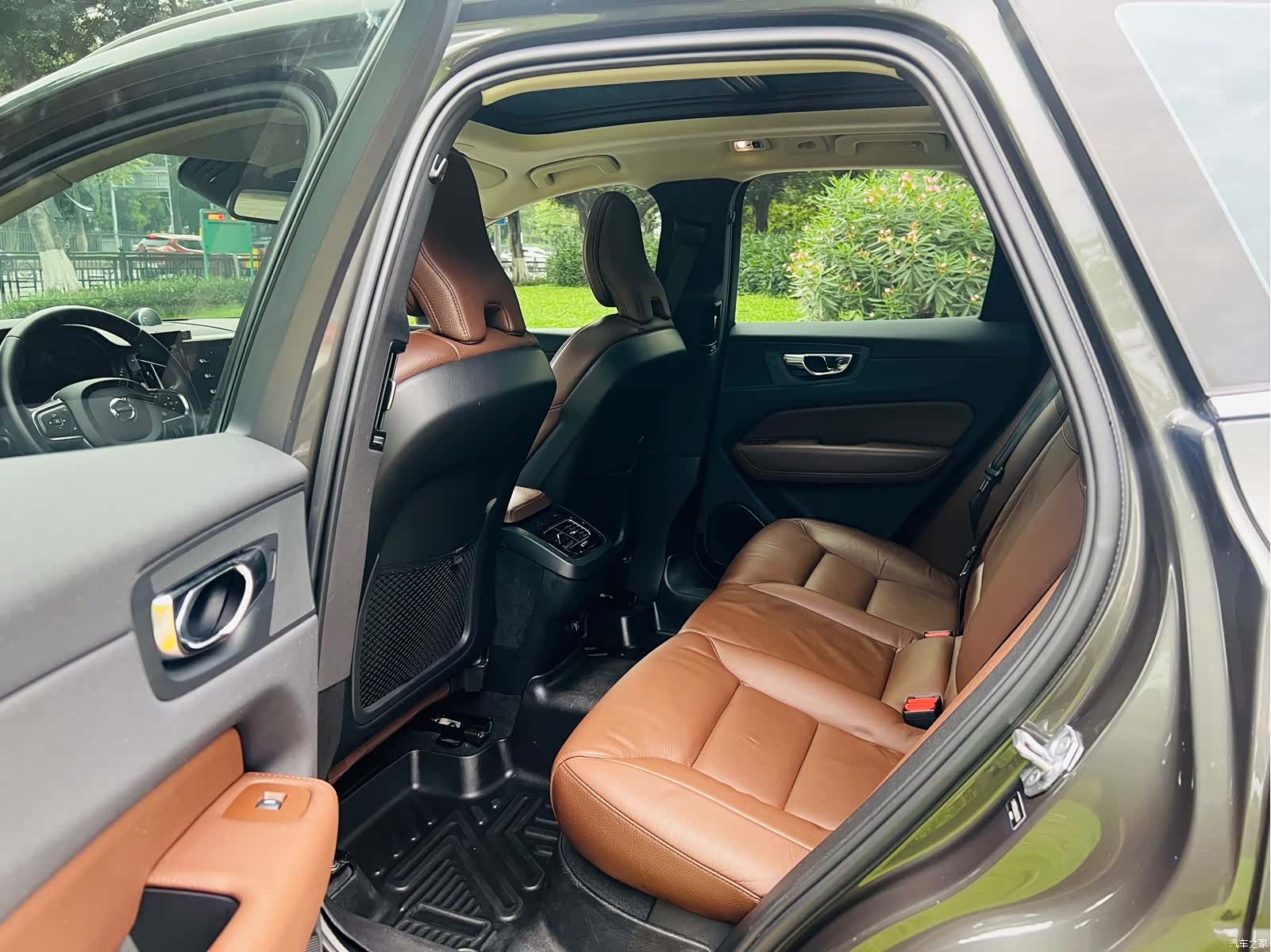 Volvo XC60, 2020 9