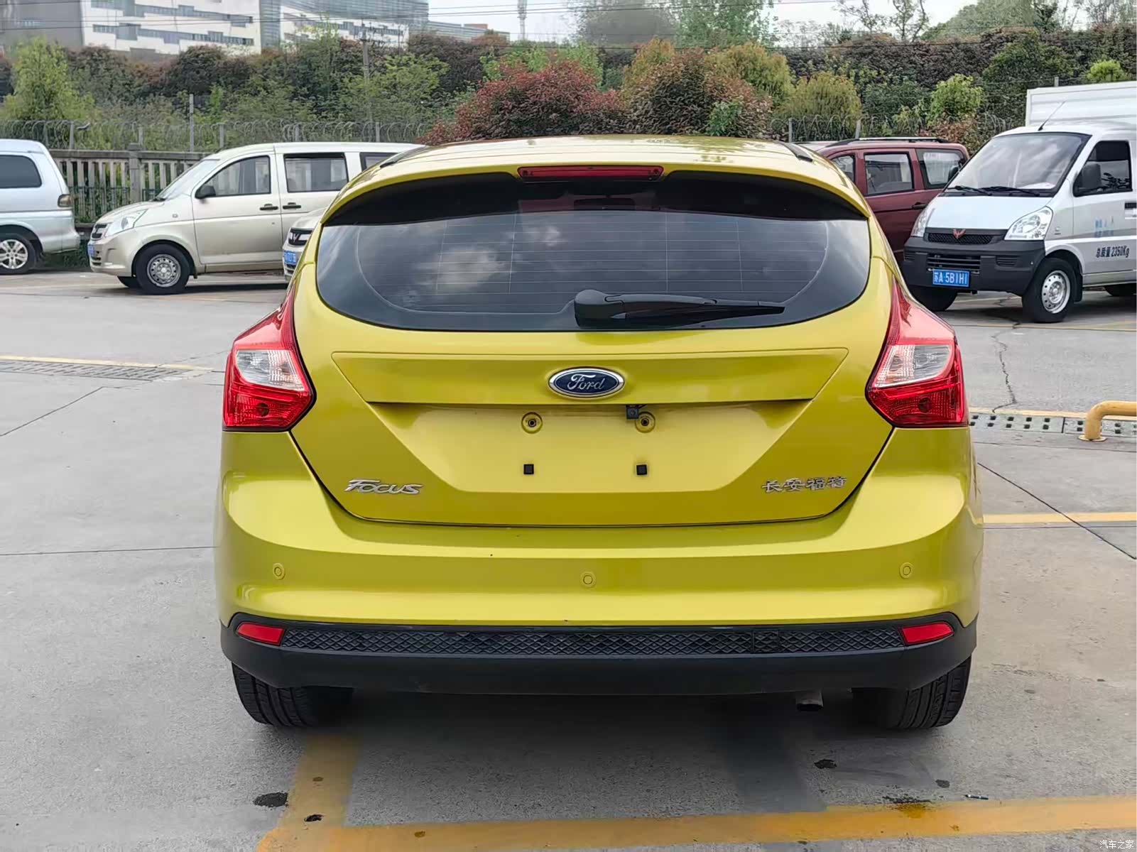 Ford Focus, 2014 10