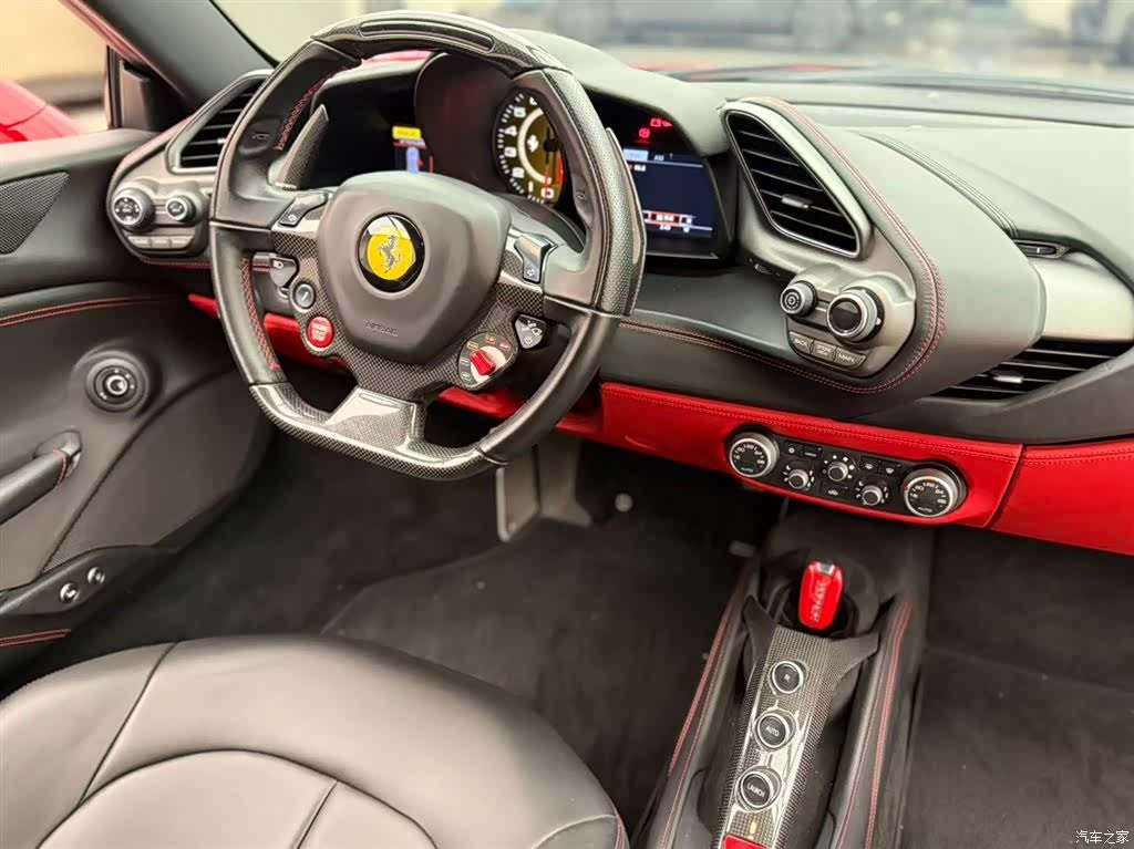 Ferrari 488, 2019 6