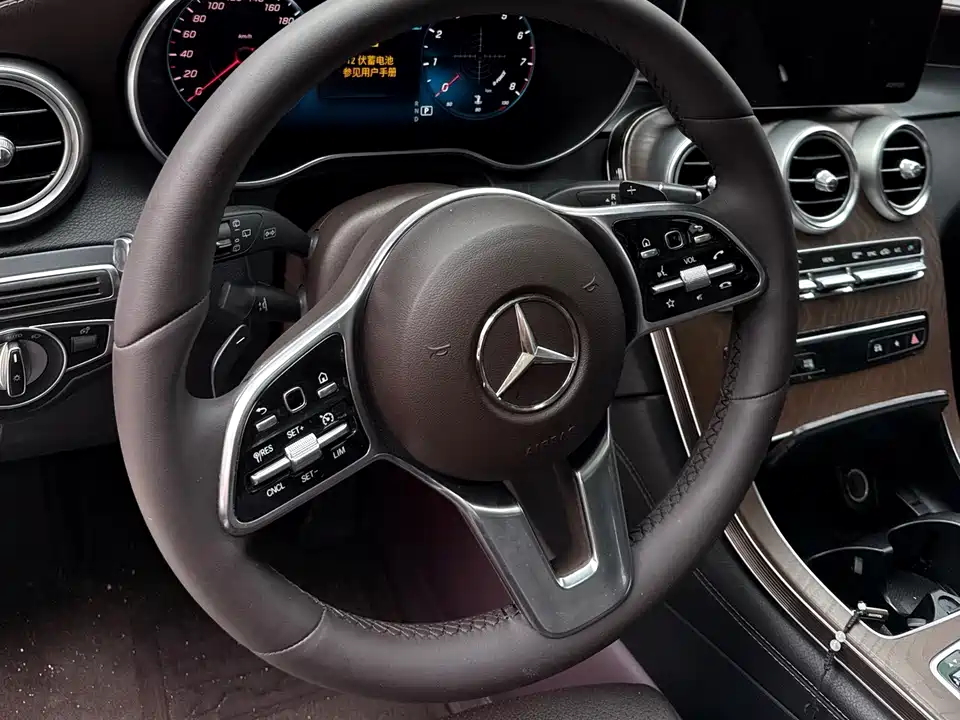 Mercedes-Benz GLC Mercedes-Benz GLC