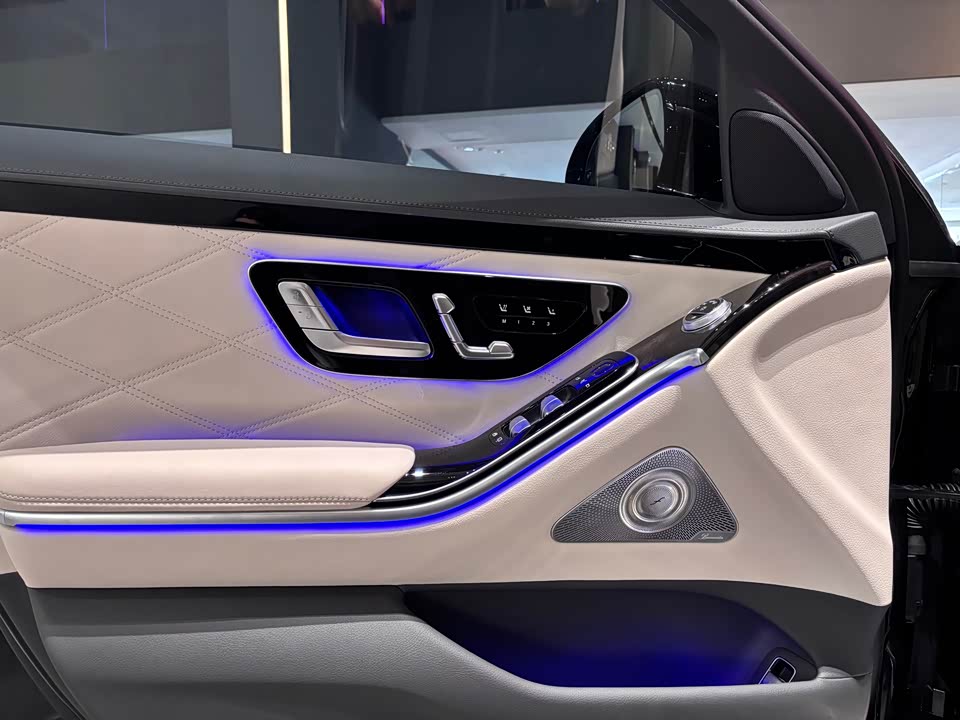 Mercedes-Benz Maybach S-class