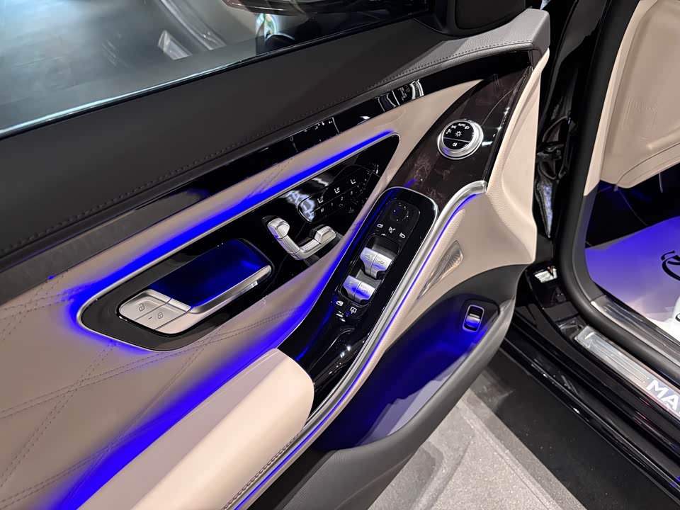 Mercedes-Benz Maybach S-class