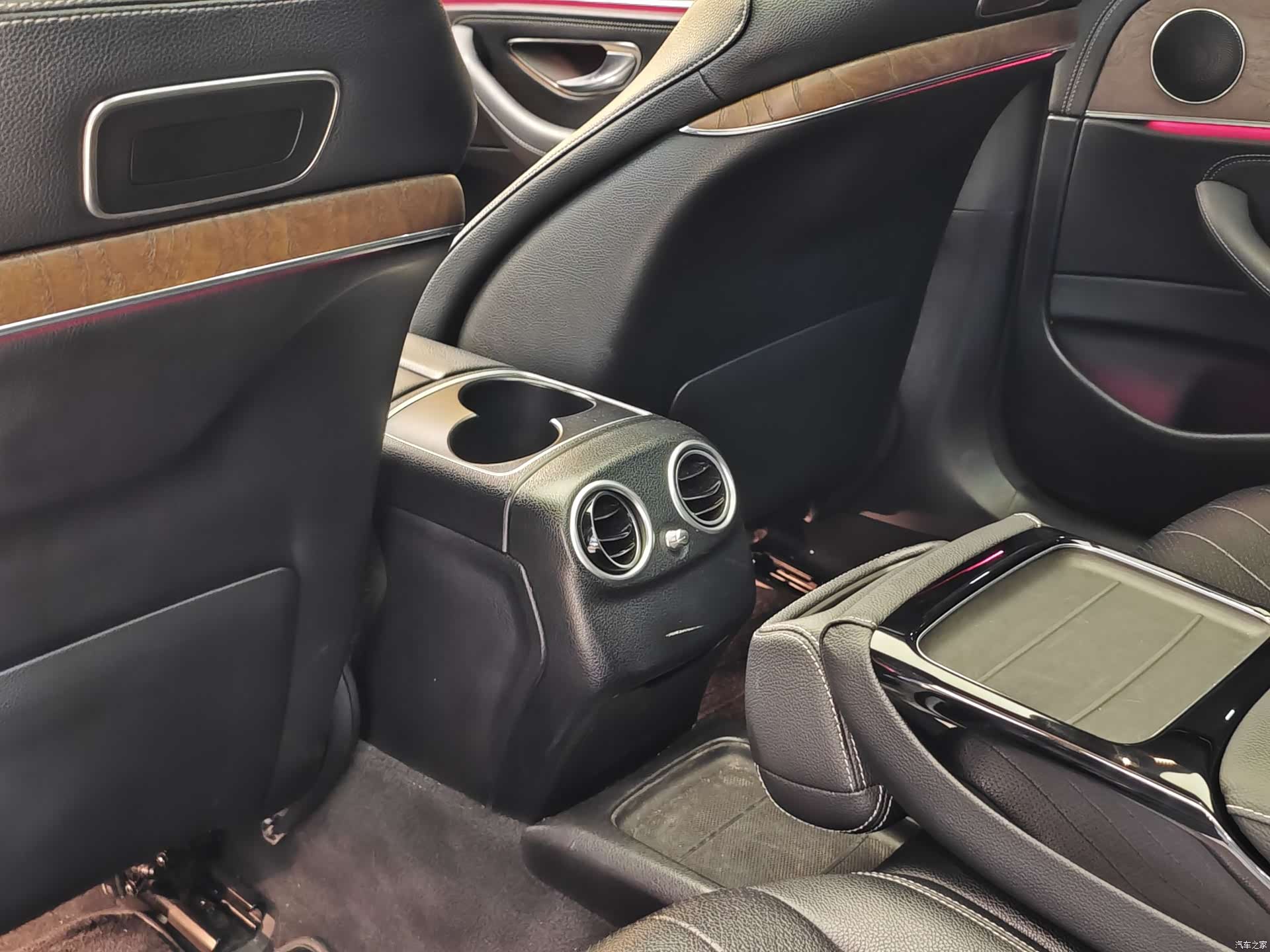 Mercedes-Benz E-Class, 2017 25