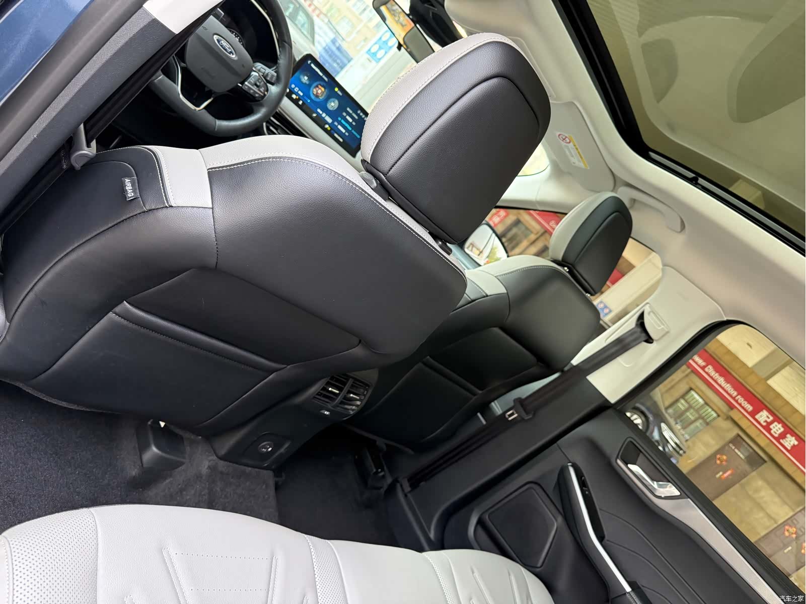 Ford Escape, 2022 9