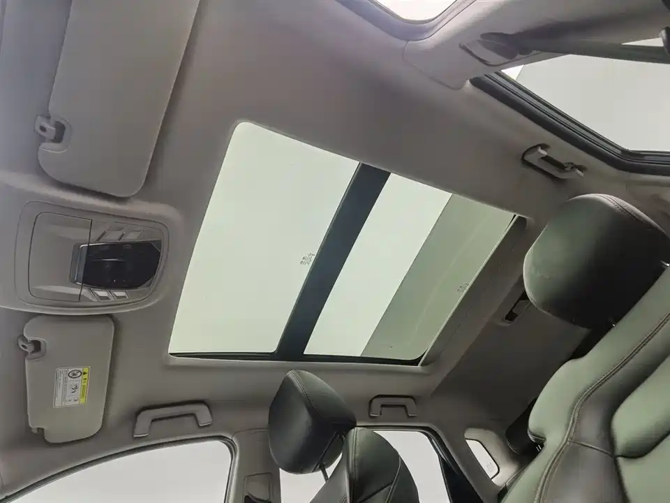 Exeed Chasing the wind