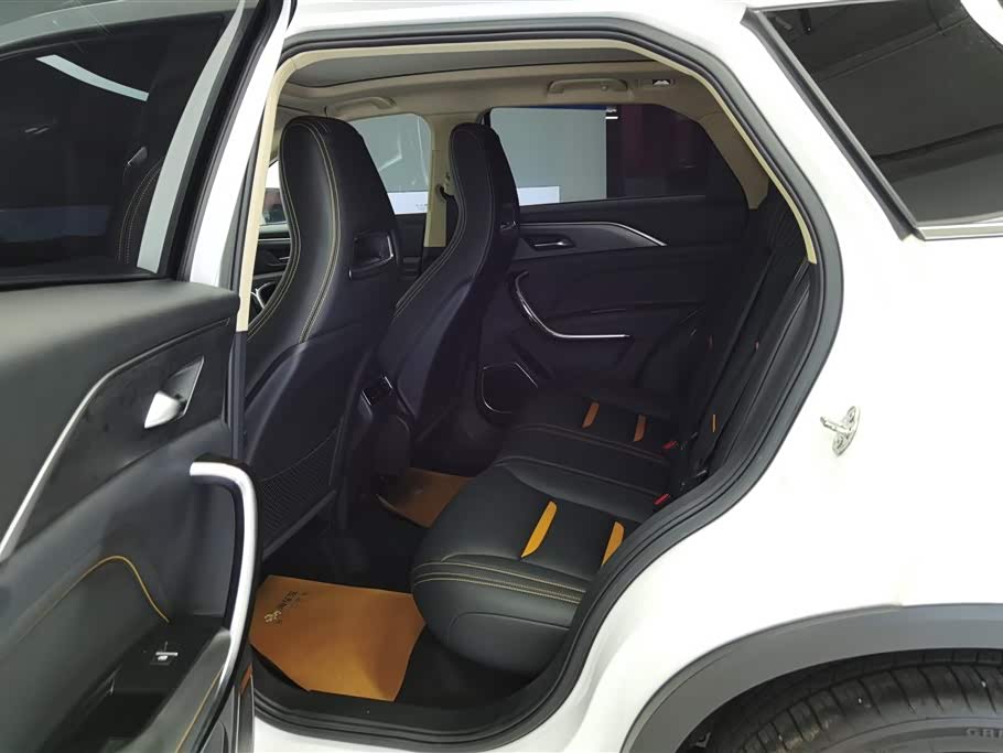 Besturn T77 Besturn T77