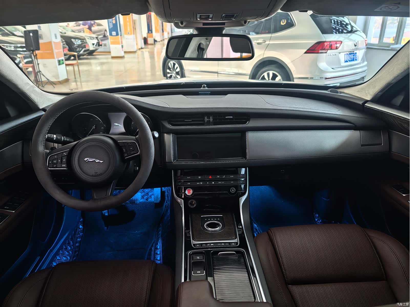 Land Rover XFL, 2017 9