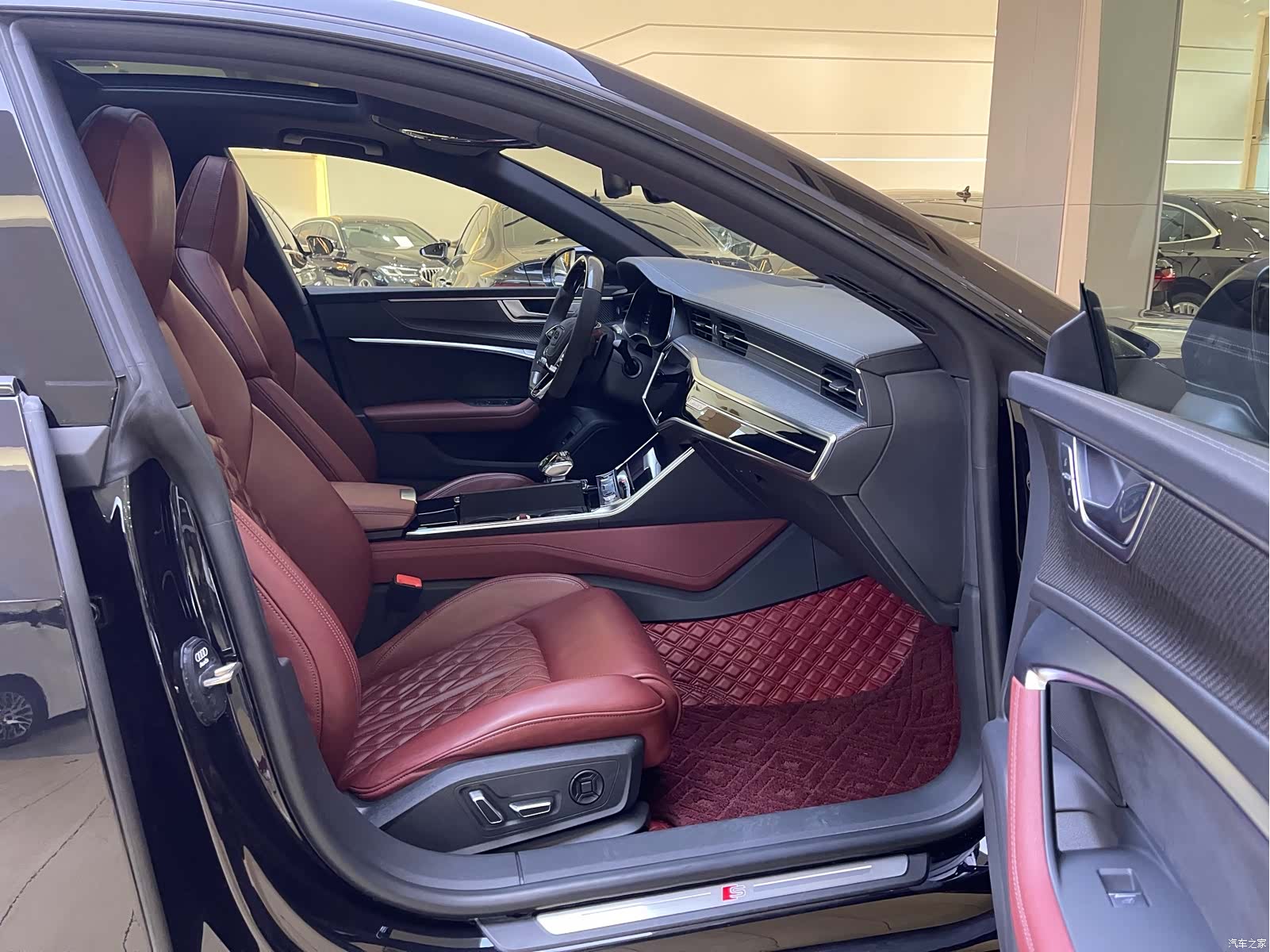 Audi A7L, 2022 6