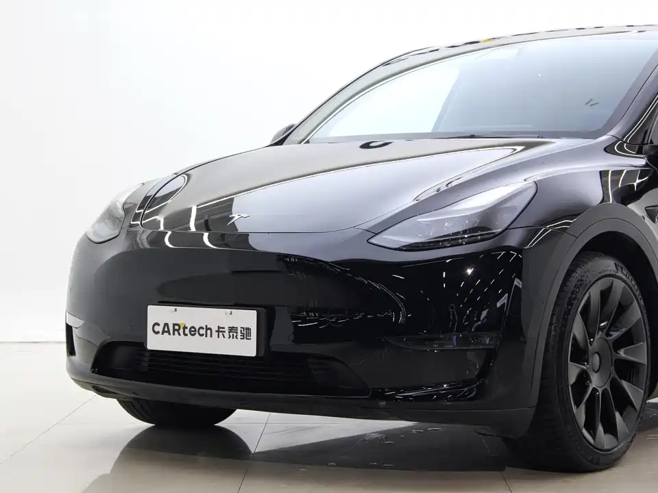 Tesla Model Y Tesla Model Y